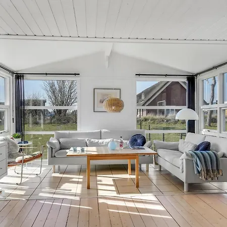 Gorgeous In With House Sea View Holiday home *